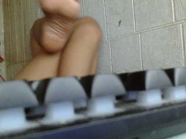 Live sex webcam photo for Asiankitties #293114593