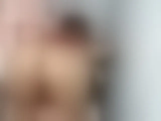 Live sex webcam photo for Asiankitties #293885573
