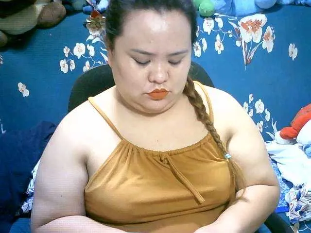 Live sex webcam photo for Asianlyn #271690457