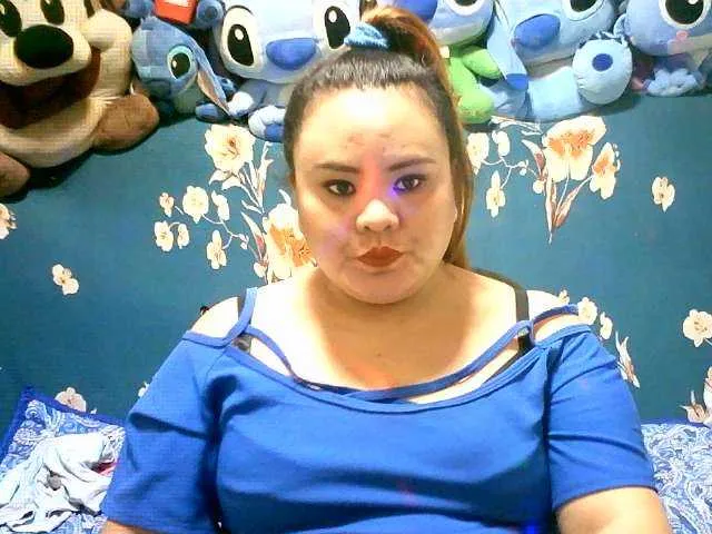 Live sex webcam photo for Asianlyn #271700092