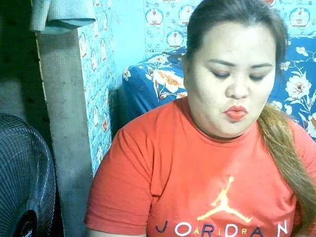Live sex webcam photo for Asianlyn #272198086