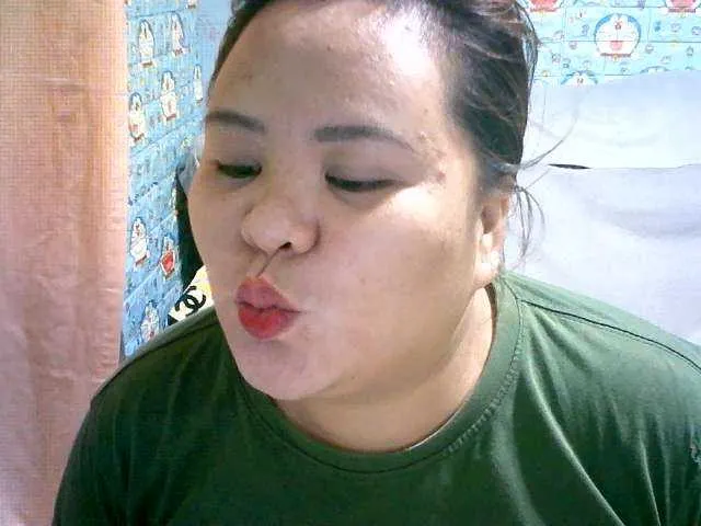 Live sex webcam photo for Asianlyn #272412286