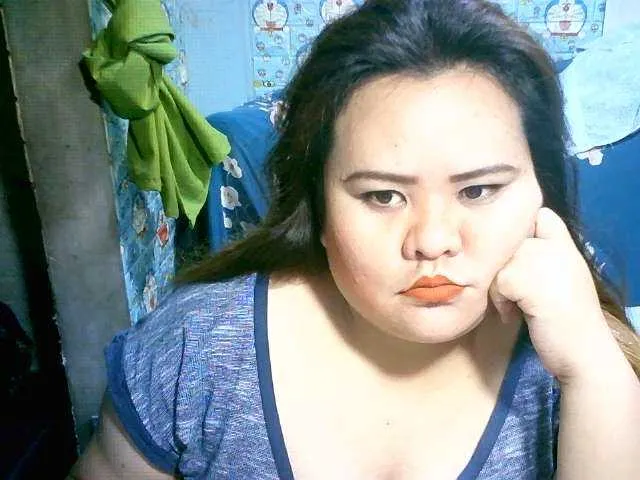 Live sex webcam photo for Asianlyn #272932446