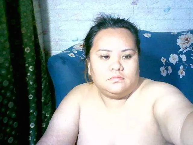 Live sex webcam photo for Asianlyn #273263257