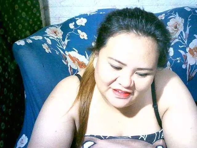 Live sex webcam photo for Asianlyn #273316124