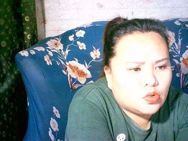Live sex webcam photo for Asianlyn #273348202
