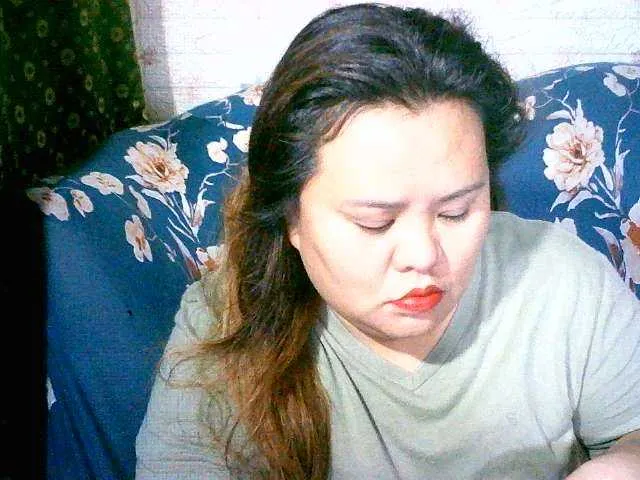 Live sex webcam photo for Asianlyn #273426345