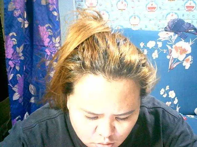 Live sex webcam photo for Asianlyn #274208912
