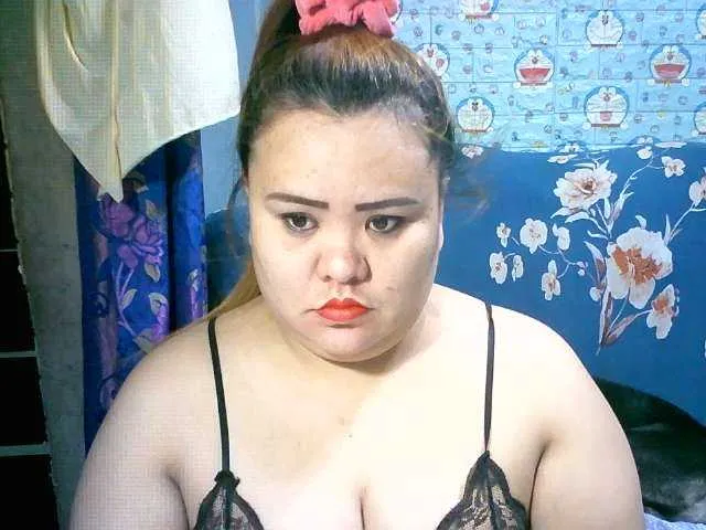 Live sex webcam photo for Asianlyn #274283147