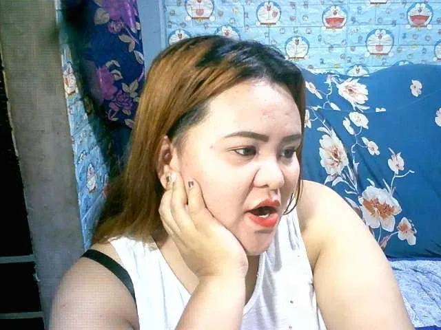 Live sex webcam photo for Asianlyn #275405463