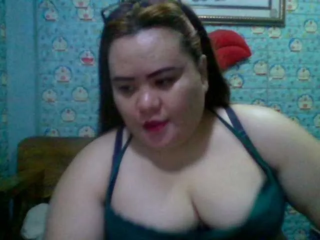 Live sex webcam photo for Asianlyn #277257199