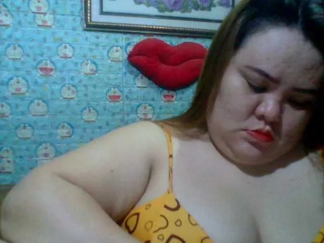 Live sex webcam photo for Asianlyn #277852212