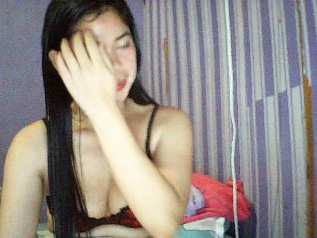 Live sex webcam photo for Asiansexy4ulove #291518946