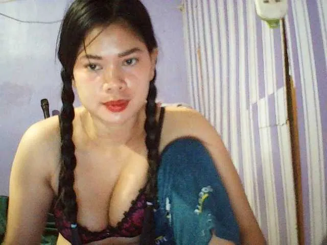 Live sex webcam photo for Asiansexy4ulove #292664454