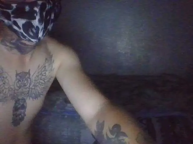 Live sex webcam photo for AsmodeySam666 #274314187