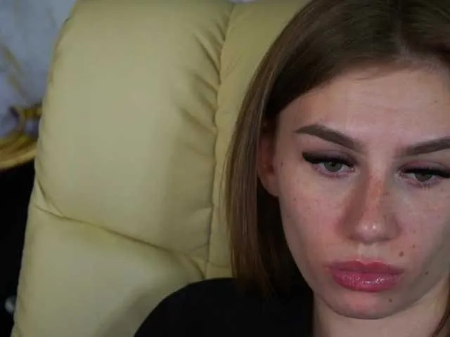 Live sex webcam photo for AsoftMoan #276748944