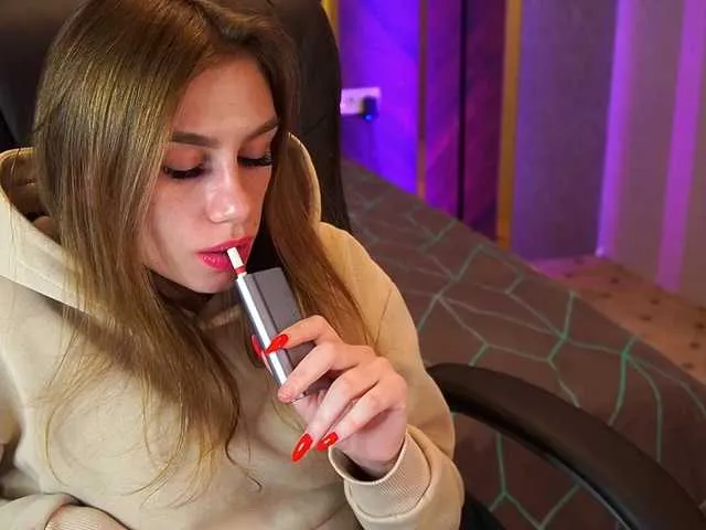 Live sex webcam photo for AsoftMoan #276938167