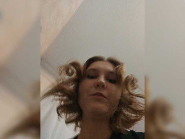 Live sex webcam photo for Asome24 #275466608