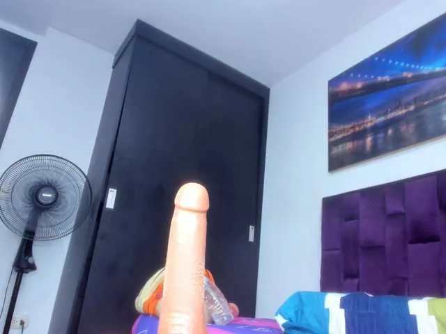 Live sex webcam photo for AssParadisse #293317482