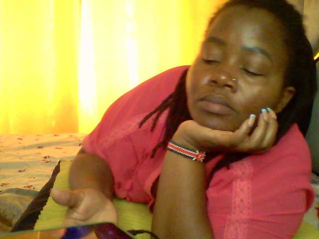 Live sex webcam photo for Assbabe3 #290668556