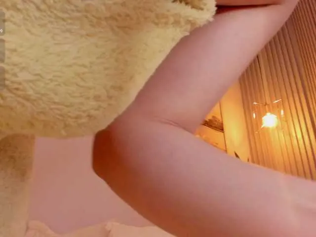 Live sex webcam photo for Assh-lee #290870734