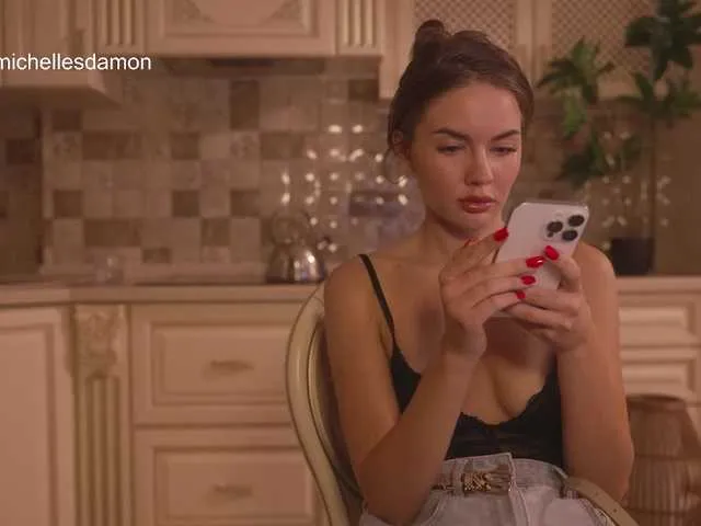 Live sex webcam photo for Astriad #291381255