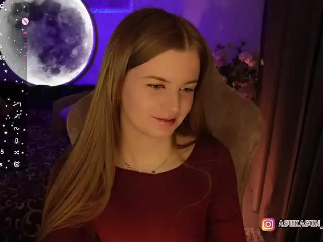 Live sex webcam photo for AsukaSun #290445540