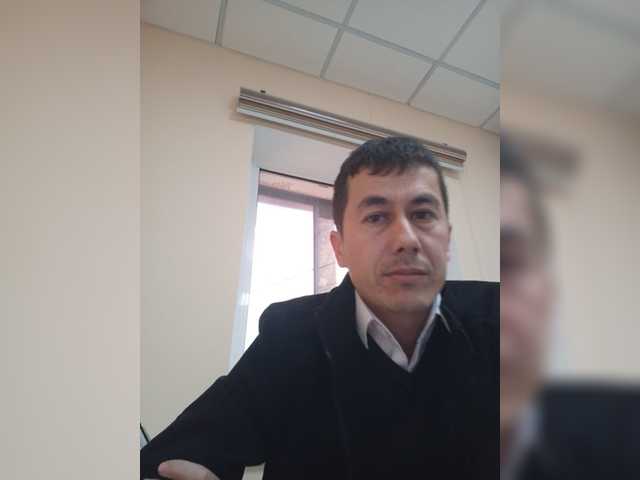 Live sex webcam photo for Asus1707 #276625230