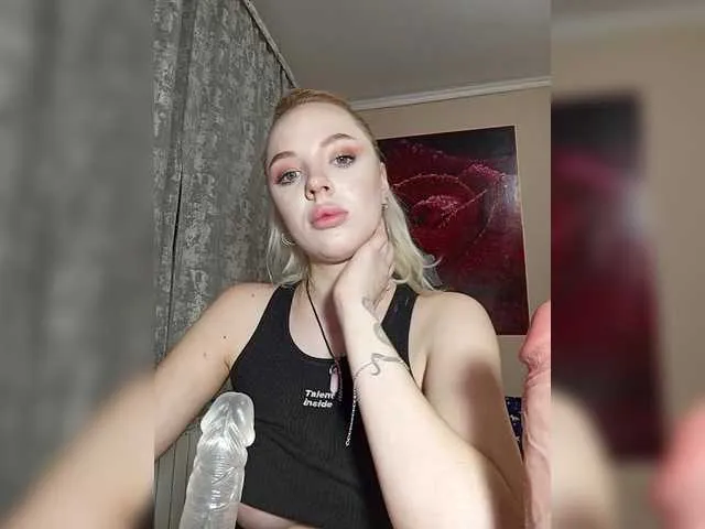 Live sex webcam photo for AsyaMi #290836322