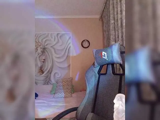 Live sex webcam photo for AsyaMi #291107262