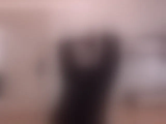 Live sex webcam photo for AsyaSweeet #293508634