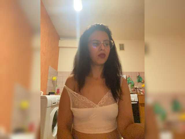 Live sex webcam photo for Asyta-7 #274215001