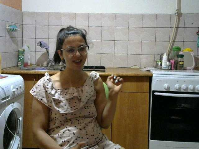 Live sex webcam photo for Asyta-7 #274455342