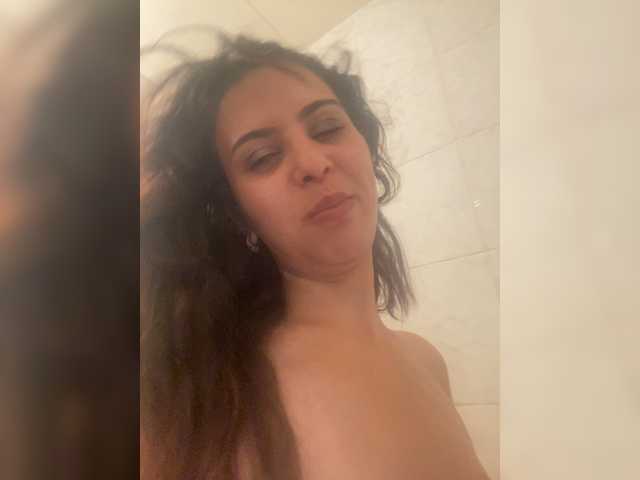 Live sex webcam photo for Asyta-7 #274484685