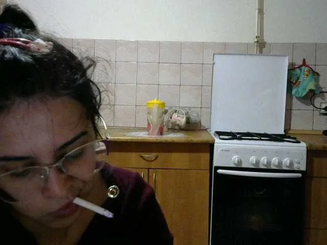 Live sex webcam photo for Asyta-7 #274935936