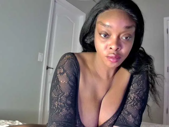Live sex webcam photo for Ataliahh #292801998
