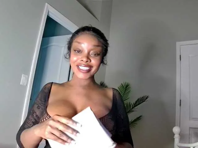 Live sex webcam photo for Ataliahhh #291939127