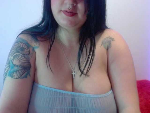 Live sex webcam photo for Ataneasweet #276128094