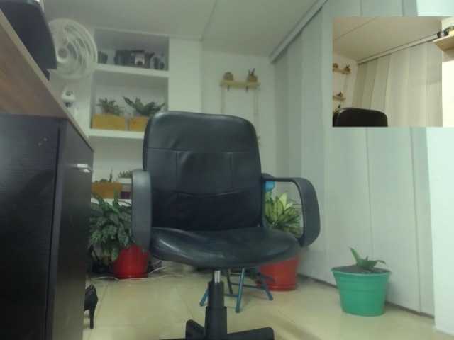 Live sex webcam photo for Atennas #272000911