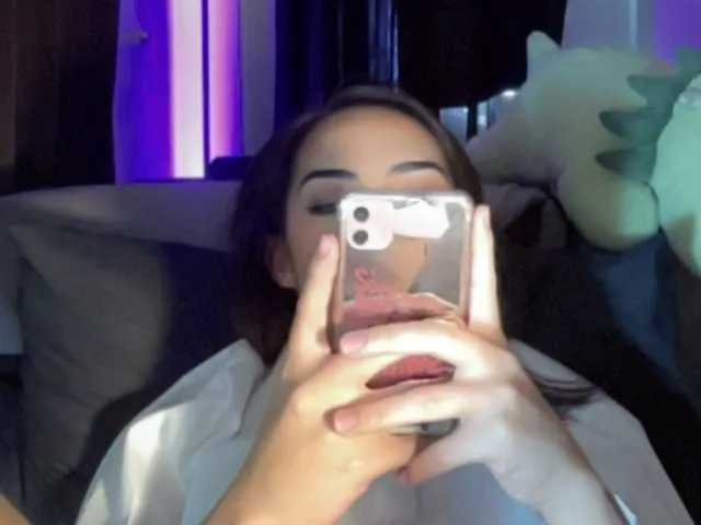 Live sex webcam photo for AthenaAnderson #291048938