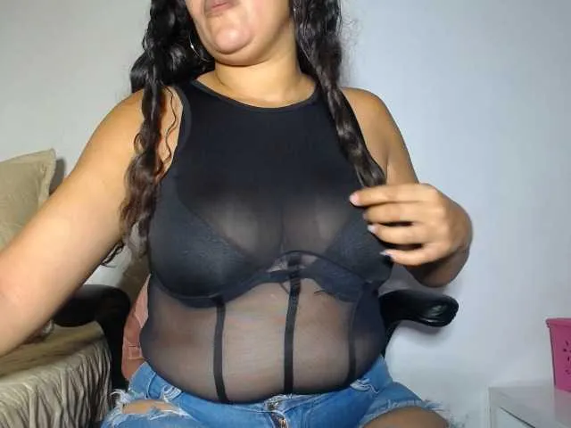 Live sex webcam photo for Athenea-thompson #275654381