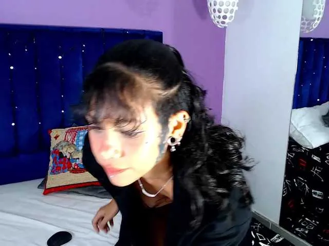 Live sex webcam photo for AtheneaLane #277020069