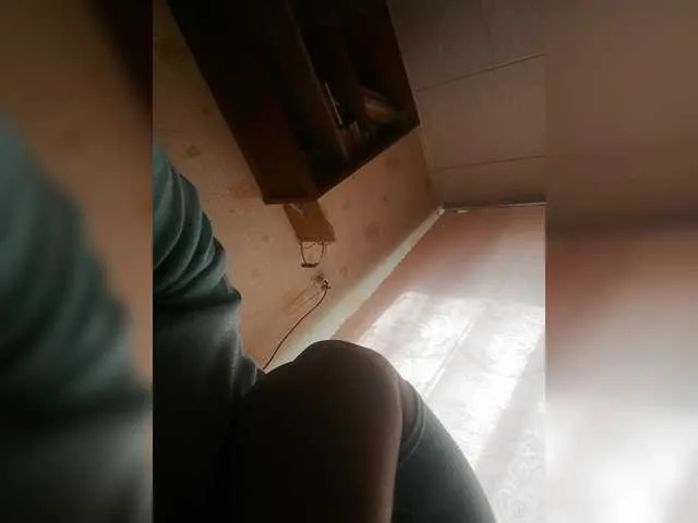 Live sex webcam photo for AthomeTi #291479092