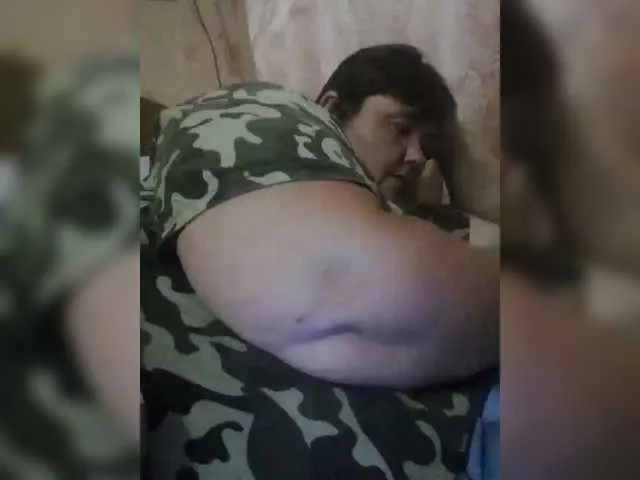 Live sex webcam photo for AthomeTi #291557385