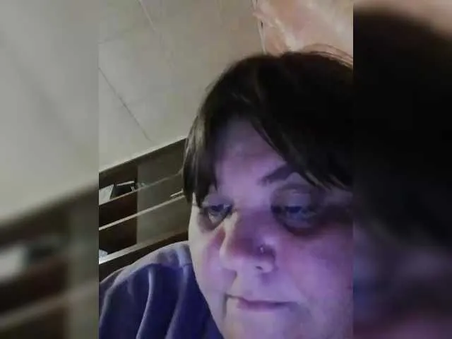 Live sex webcam photo for AthomeTi #292171574