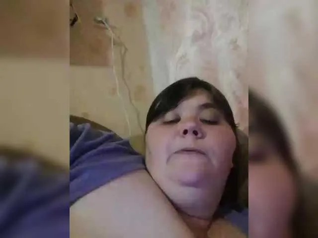 Live sex webcam photo for AthomeTi #292364186