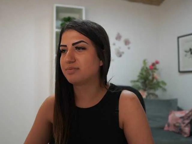 Live sex webcam photo for AudreyBitonii #277964813