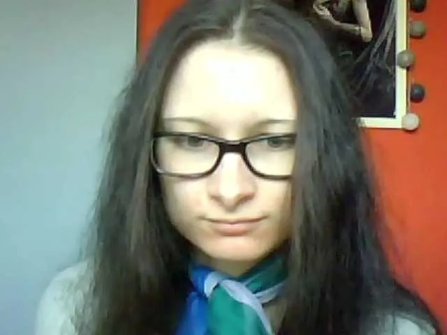 Live sex webcam photo for AudreyDark #272864420