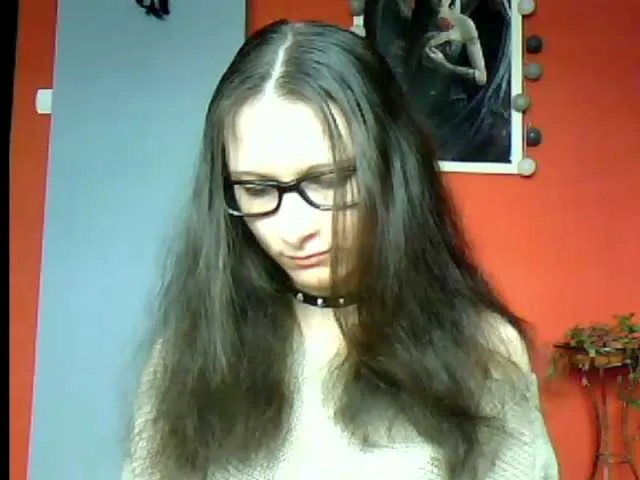 Live sex webcam photo for AudreyDark #273178405