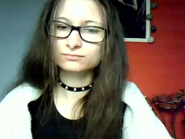 Live sex webcam photo for AudreyDark #273524058